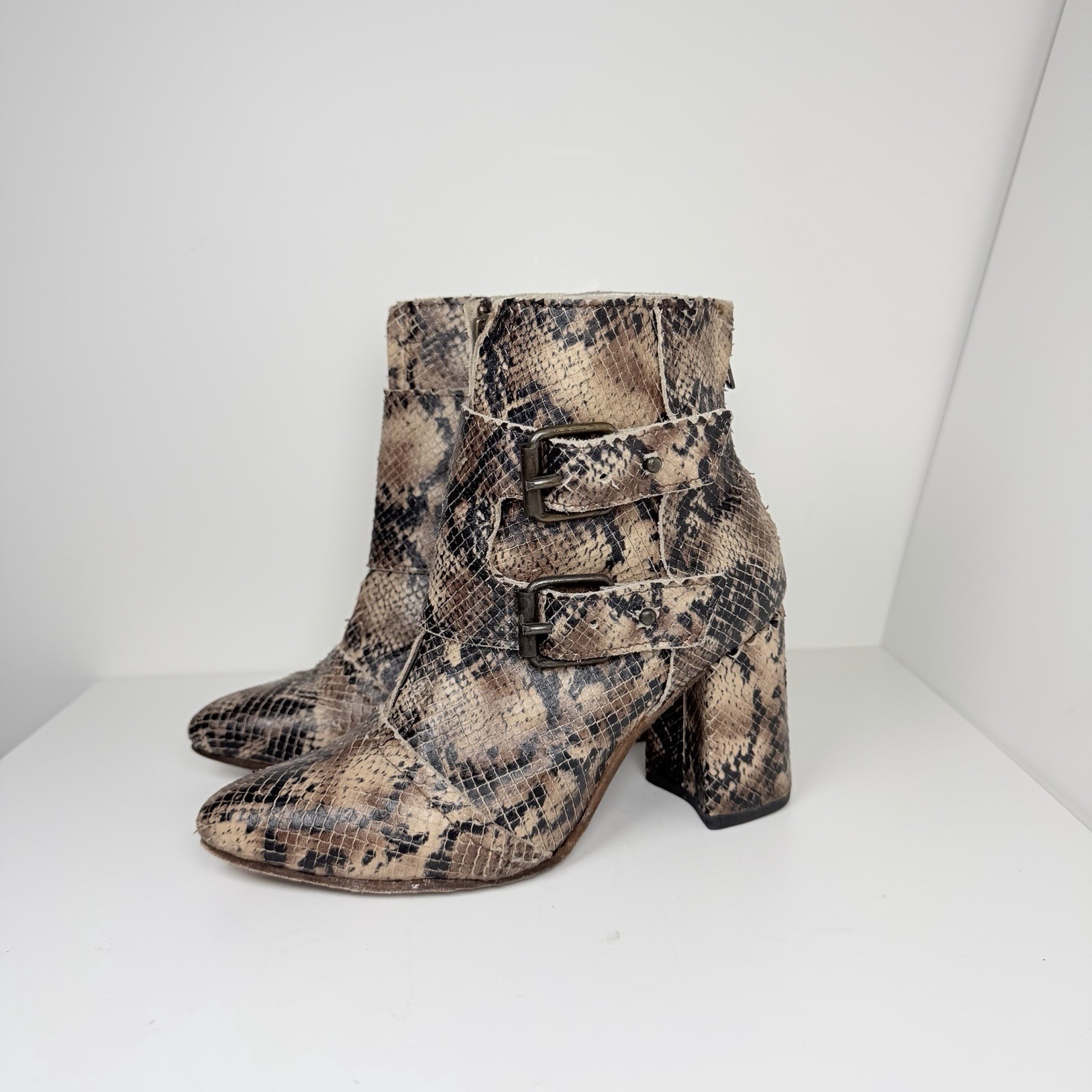 Freebird By Steven Fb Joey Snake Print Leather Ankle Boots Women's Size 7